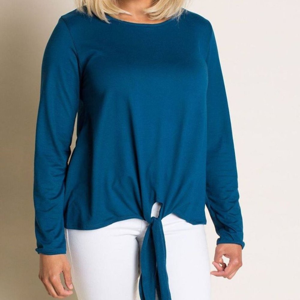 Teal long sleeve top with front knot